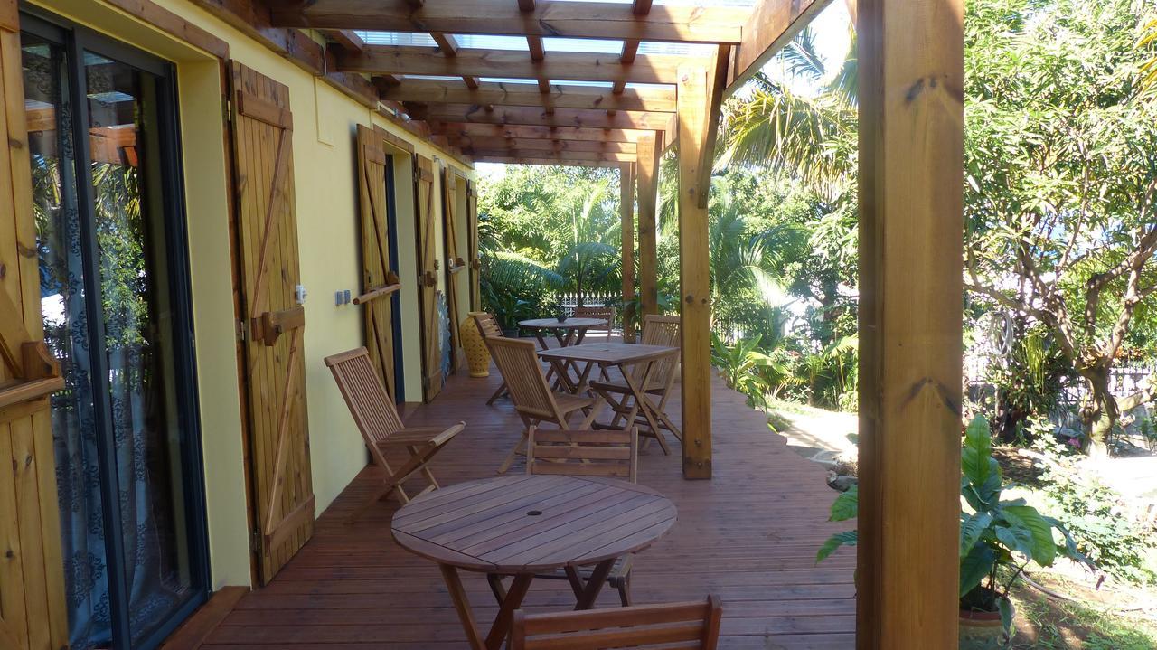 Bois De Santal Chambre D'Hotes Saint Pierre Exterior photo